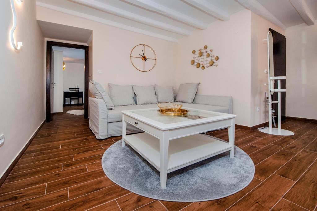 Villa Nea Seaview 3-apartments! - 6