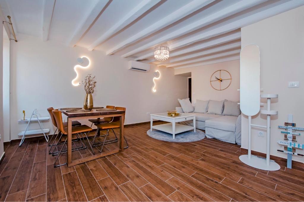 Villa Nea Seaview 3-apartments! - 12