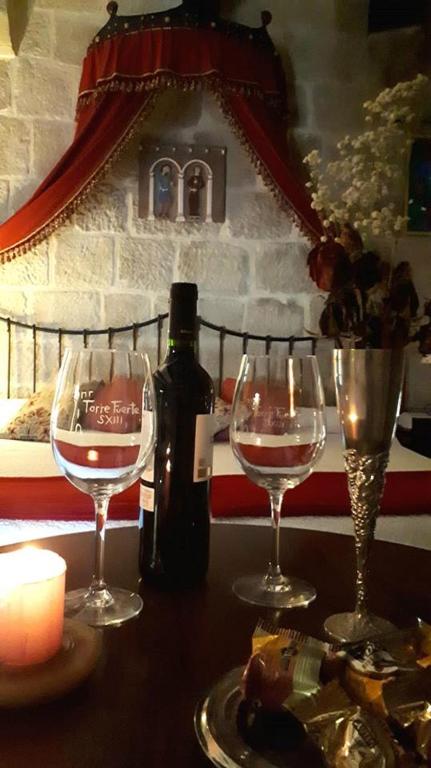 Nápoje v ubytovaní TORRE FUERTE Siglo XIII