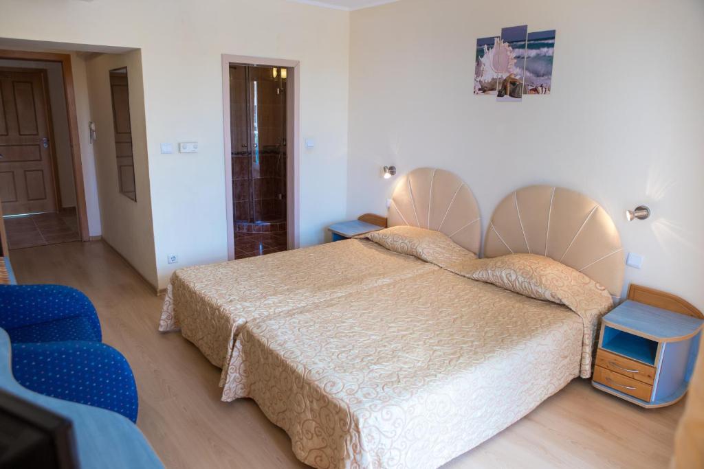 Standard Double or Twin Room with Balcony (2 Adults)