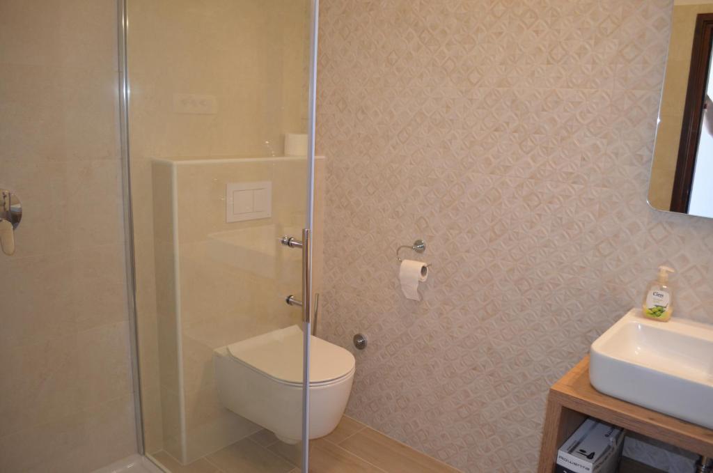 Koupelna v ubytování Apartments Mare