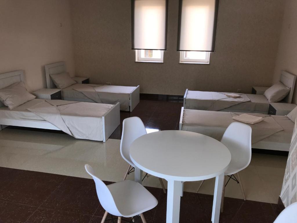Postel nebo postele na pokoji v ubytování Liko Hostel