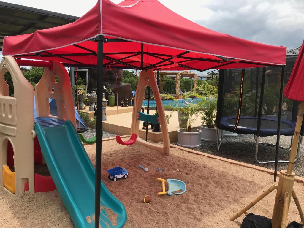 Herní místnost nebo prostor pro děti v ubytování SB Holiday Resort