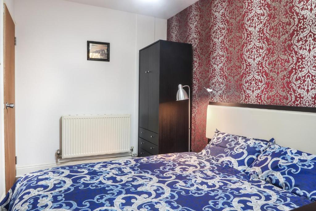 BAZELY STREET DELUXE SINGLE ROOM 4