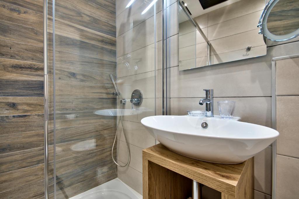 Koupelna v ubytování The Suites – Piazza Kirkop