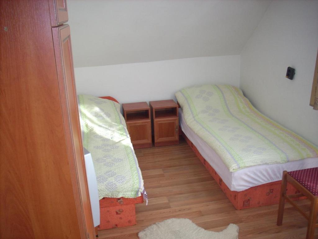 Fanni Vendégház - Dubbele Of Dubbele Kamer Met Gedeelde Badkamer