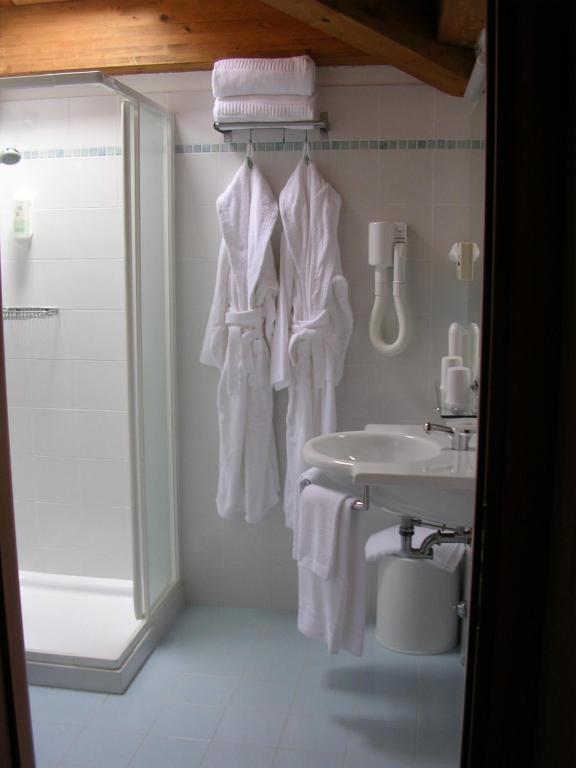 Koupelna v ubytování Hotel Escorial