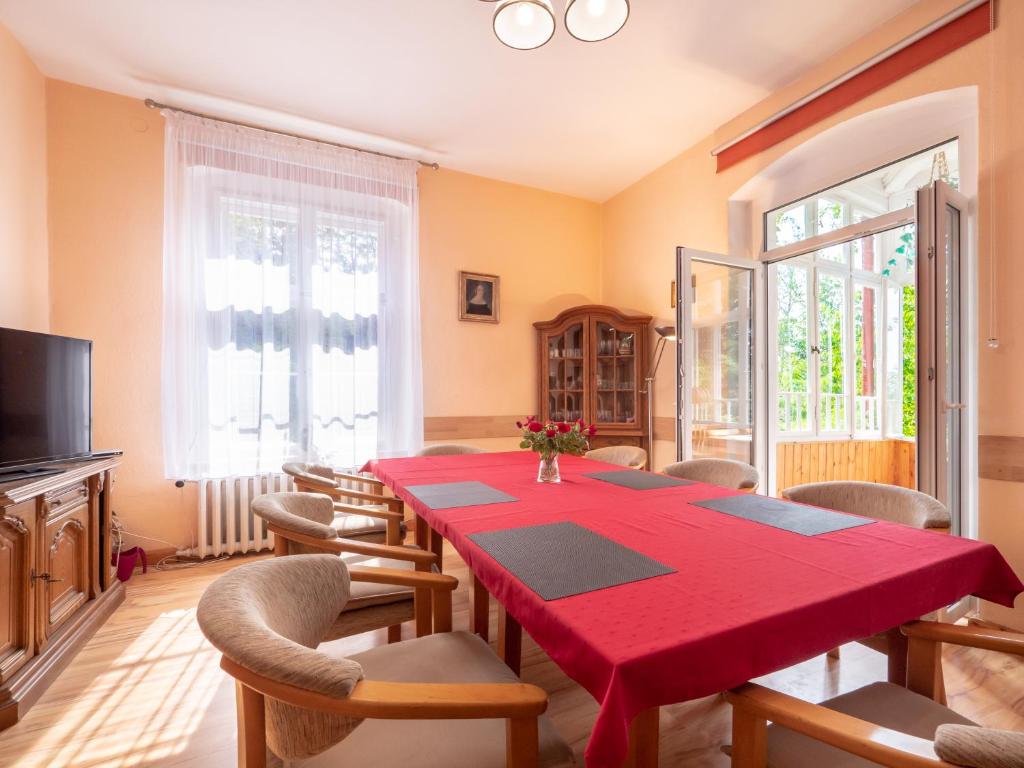 TV a/nebo společenská místnost v ubytování Apartamenty Maria