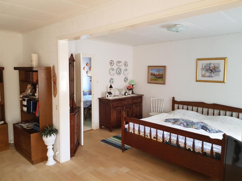 Postel nebo postele na pokoji v ubytování Holiday Home Småland