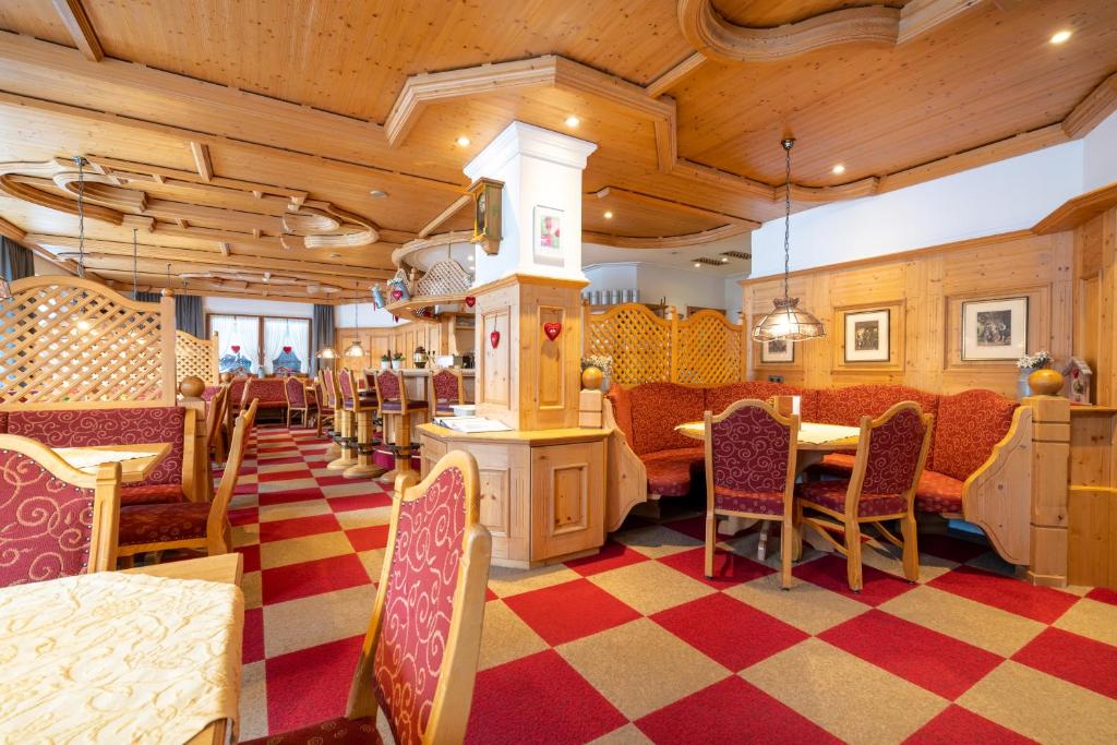Restaurace v ubytování Hotel Stern