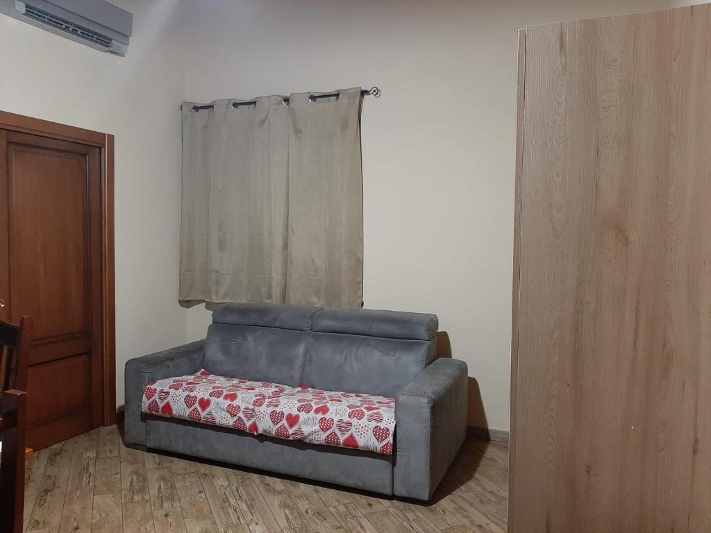 CASA ANGY a Iglesias - Grazioso Appartamento con Giardino