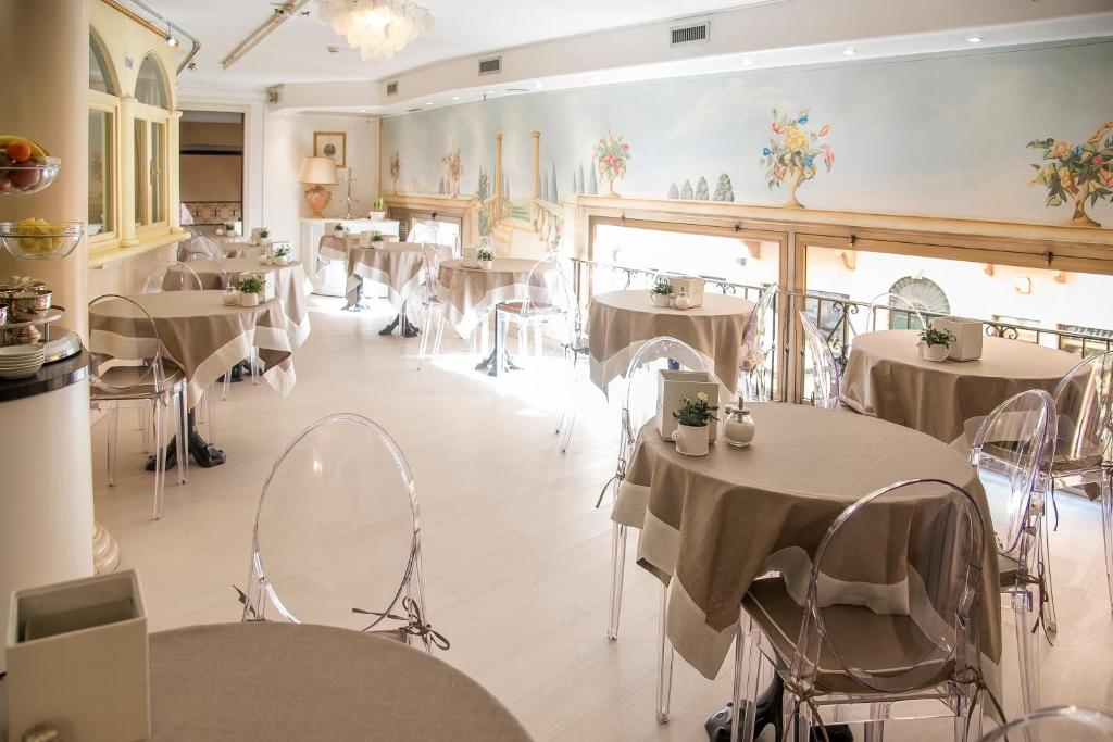 Restaurace v ubytování Majestic Toscanelli (centro storico)