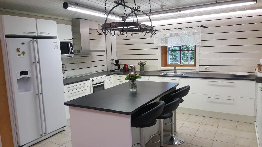 Η κουζίνα ή μικρή κουζίνα στο Villa Hulda