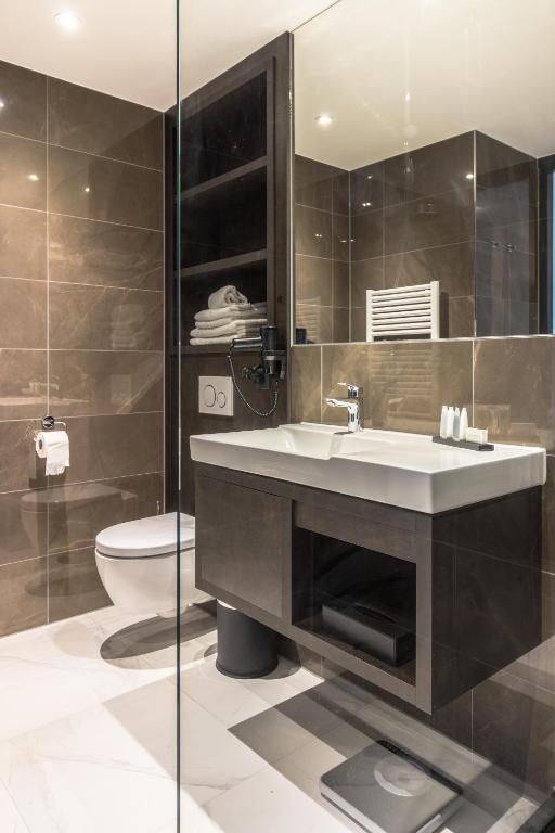 Riva hotel Den Haag - Delft - Resim 14