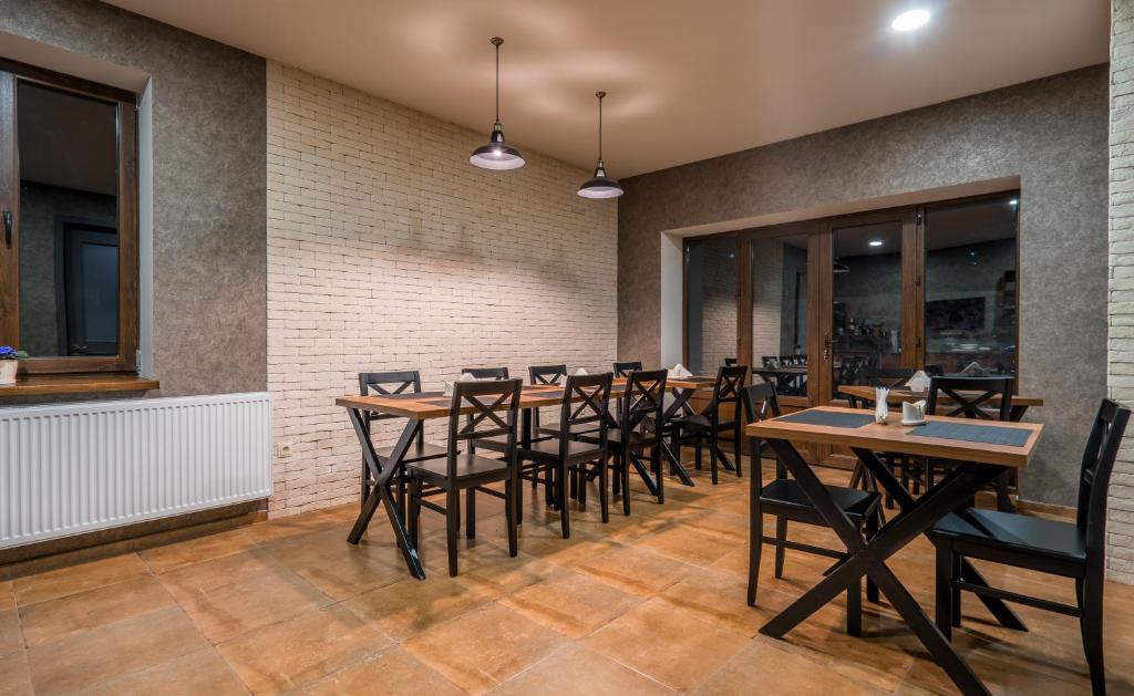 Restaurace v ubytování Travel Inn Kazbegi