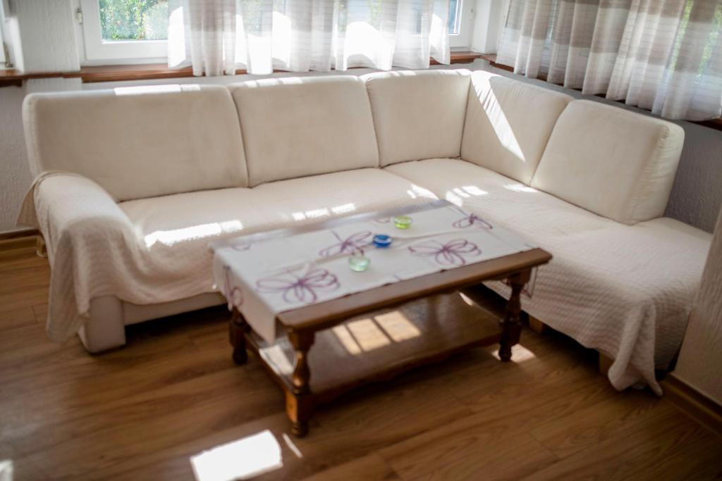 Posedenie v ubytovaní Apartmani Rab