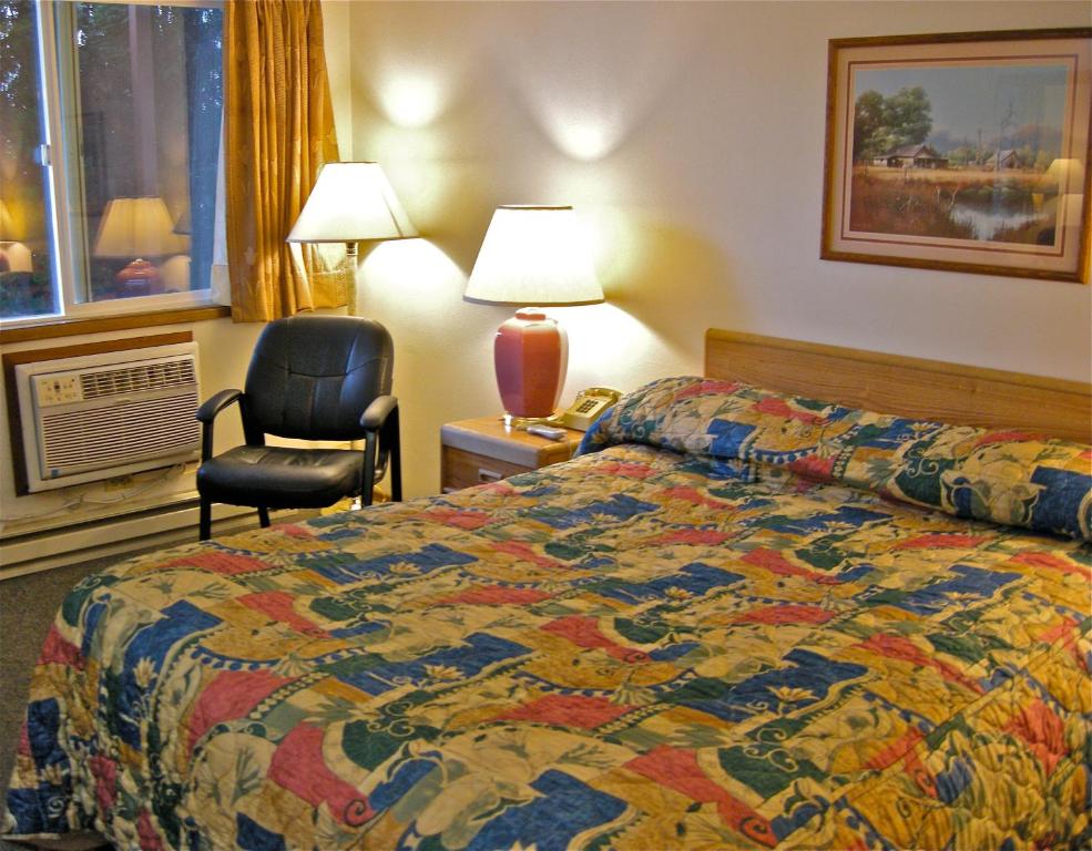 Postel nebo postele na pokoji v ubytování Royal Motor Inn