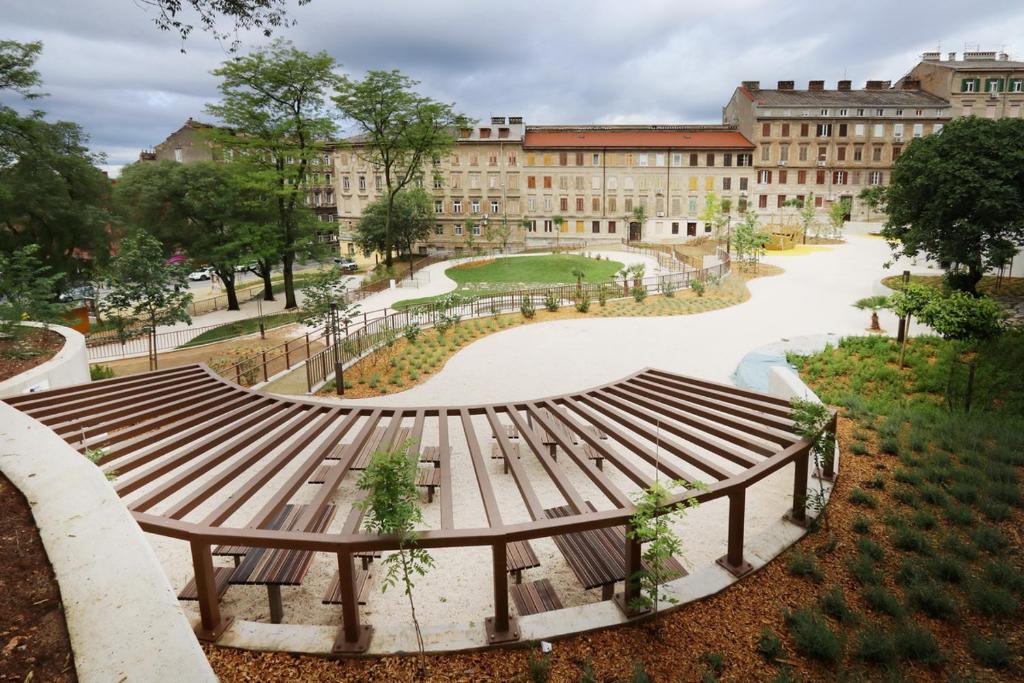 Vonkajšia záhrada v ubytovaní Patrick Apartment Rijeka