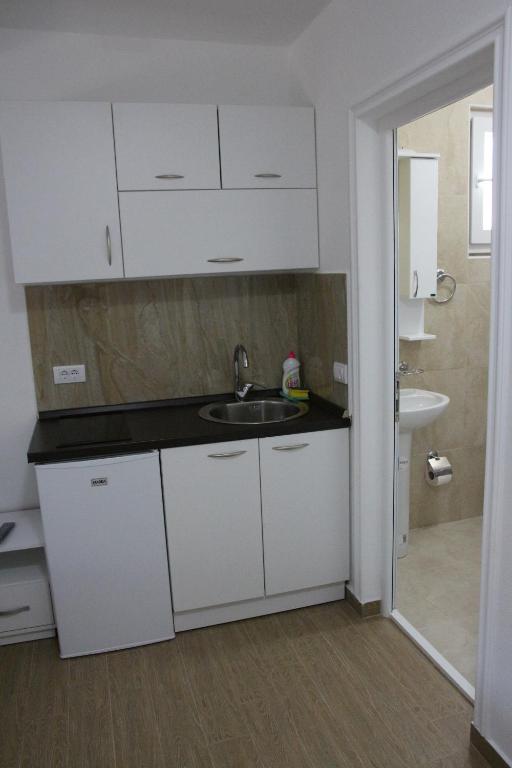 Koupelna v ubytování Zigovic Apartmani