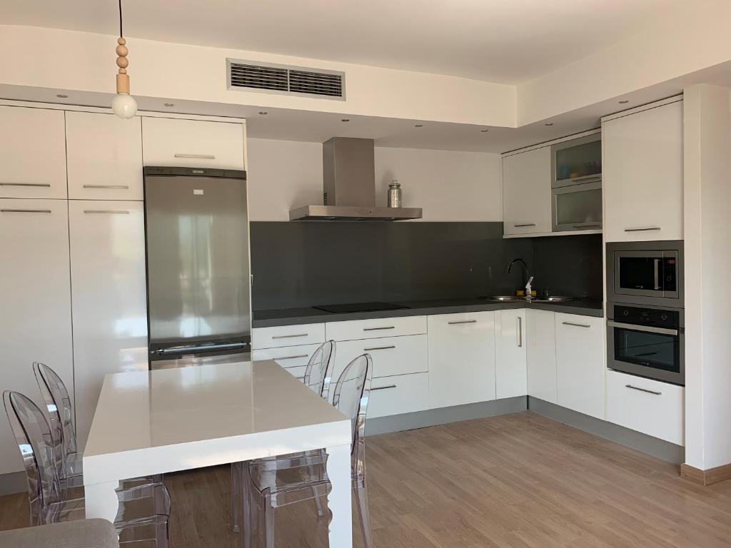 Kuchyň nebo kuchyňský kout v ubytování Apartamento Somos Ainsa