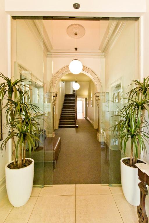 Vstupní hala nebo recepce v ubytování Deloraine Hotel