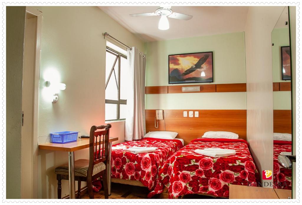  Bandeira Hotel