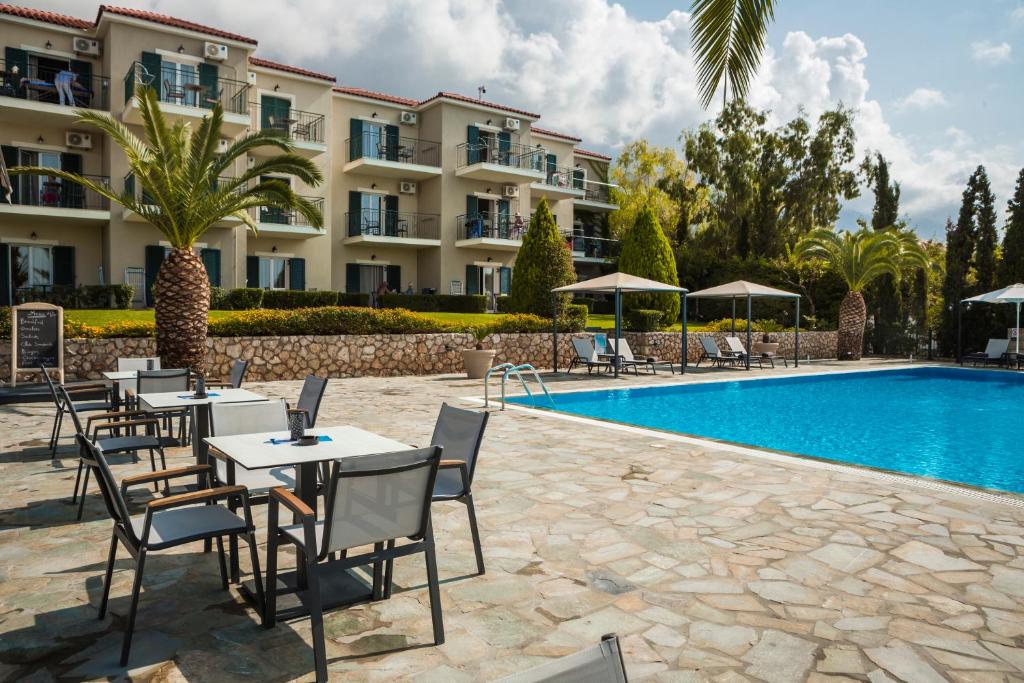 Bazén v ubytování Antonia Hotel nebo v jeho okolí