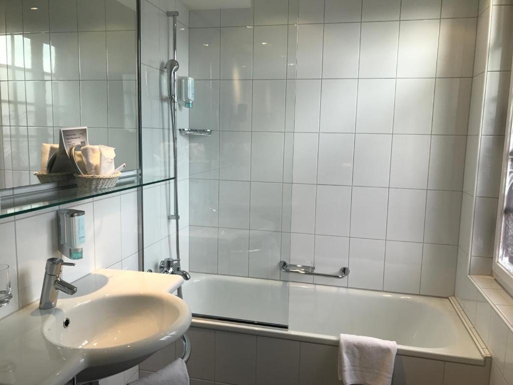 Hotel & Restaurant STERNEN MURI bei Bern - Resim 19