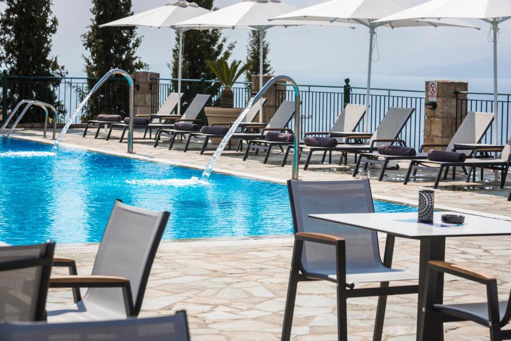Bazén v ubytování Antonia Hotel nebo v jeho okolí