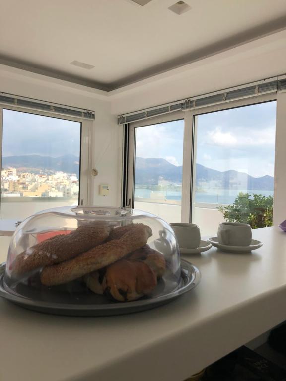 Jídlo v hotelu nebo okolí