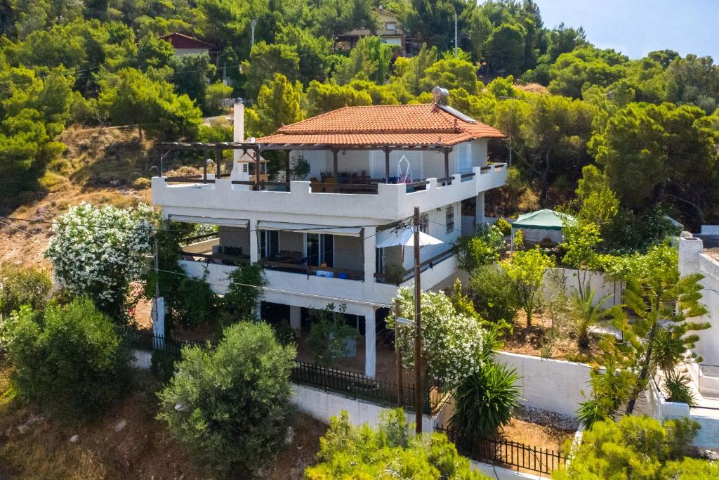 A bird's-eye view of Saronic Seafront