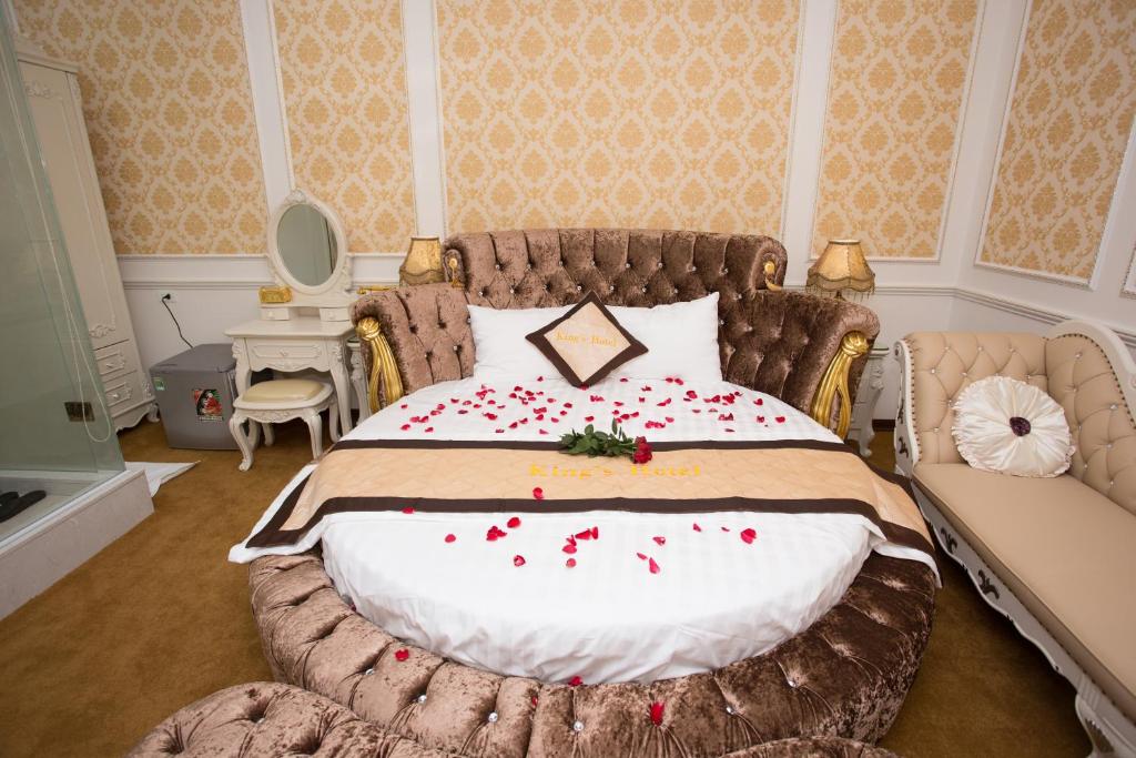Posezení v ubytování King's Hotel Yên Hòa