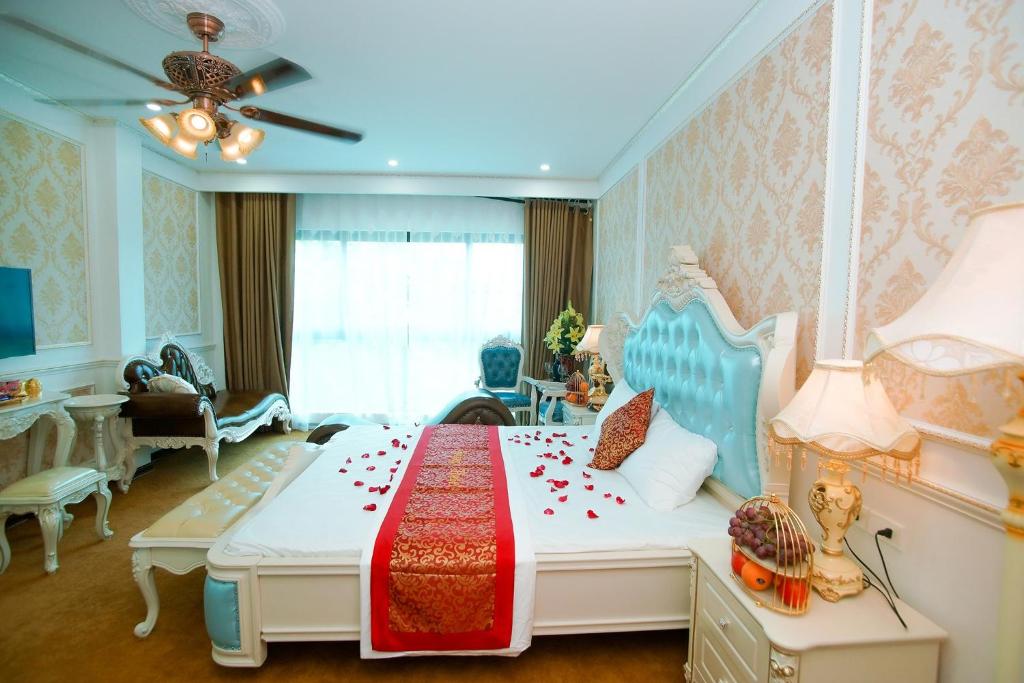 Posezení v ubytování King's Hotel Yên Hòa