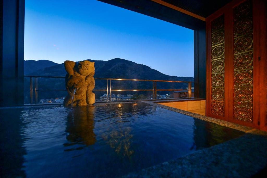 のホテルを予約する Hakone