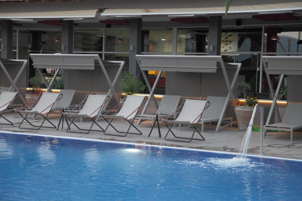Bazén v ubytování Evvoiki Akti Hotel nebo v jeho okolí