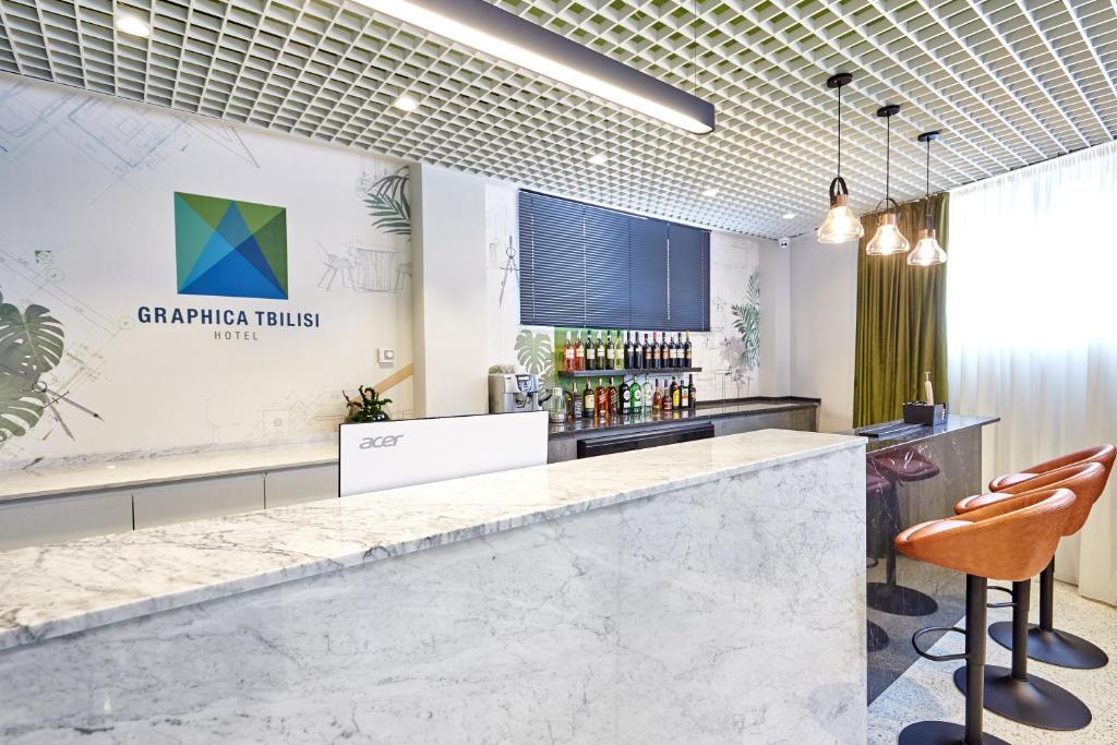 Nápoje v ubytování Graphica Tbilisi Hotel