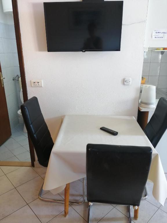 Apartments KK - Appartement 1 Chambre Avec Balcon Et Vue Sur Mer