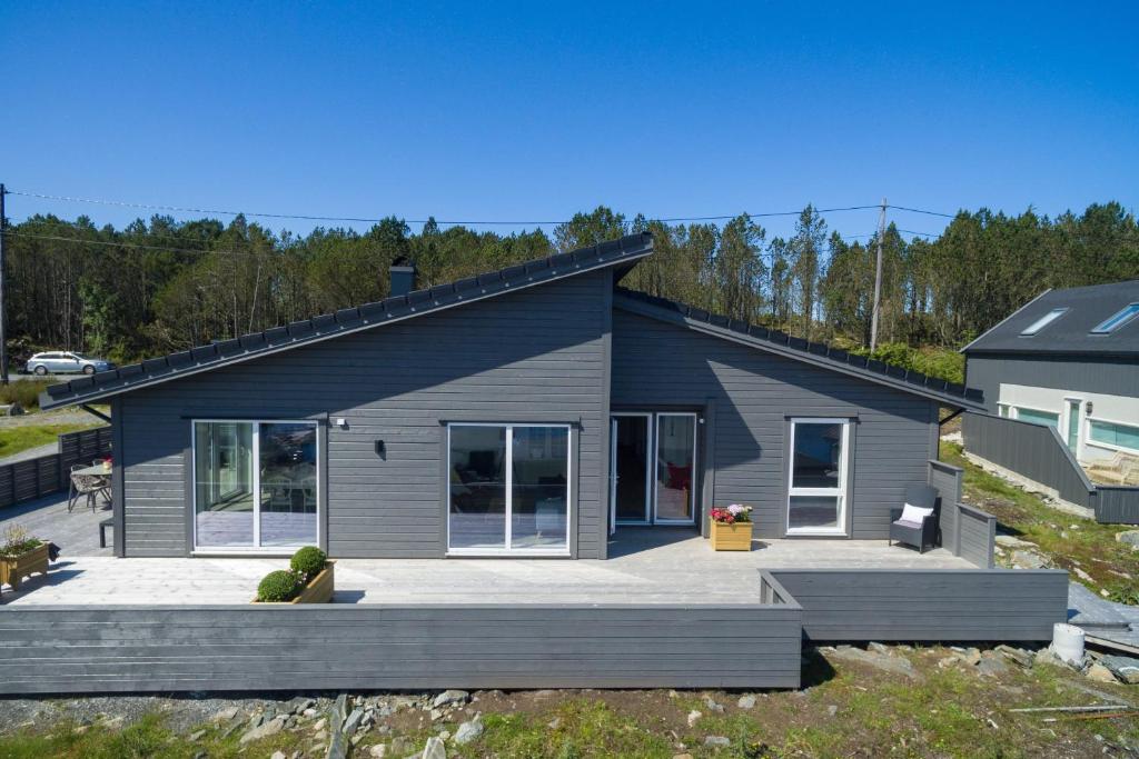 Austevoll | Villa Skansen - Holiday home, Kalve, Norway - Booking.com