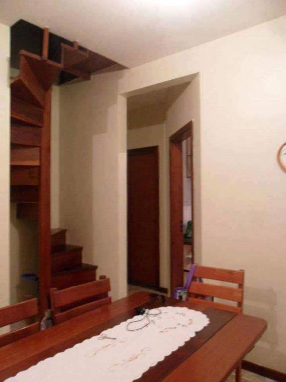  Casa em condomínio de frente a Praia das Dunas
