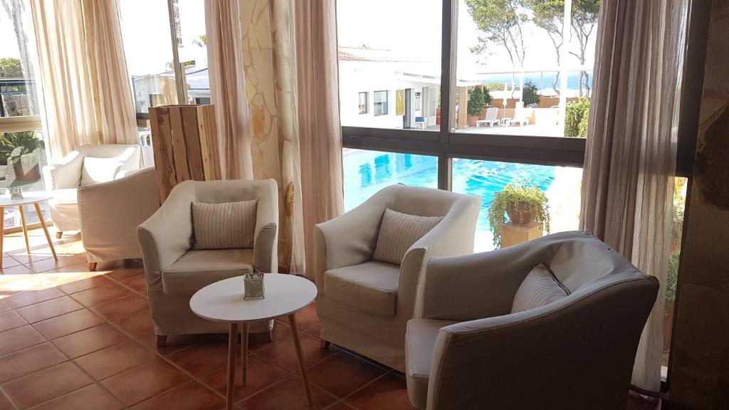 Hotel & Spa Entre Pinos-Adults Only, Es Caló – Bijgewerkte ...