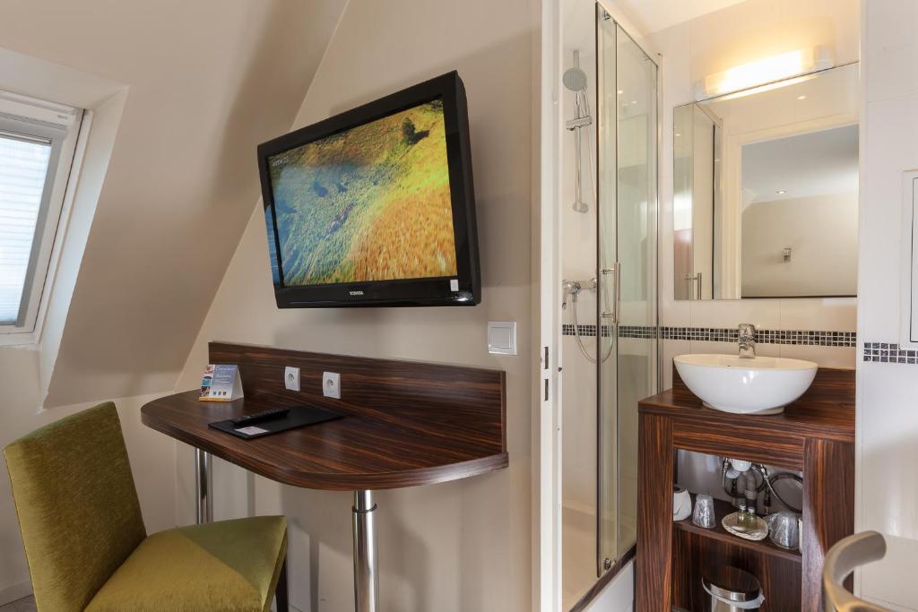 Hotel Apolonia Paris Montmartre; Sure Hotel Collection by Best Western - Resim 3