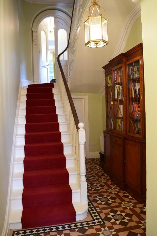 Φωτογραφία από το άλμπουμ του West Beach House -Sea Views σε Cobh