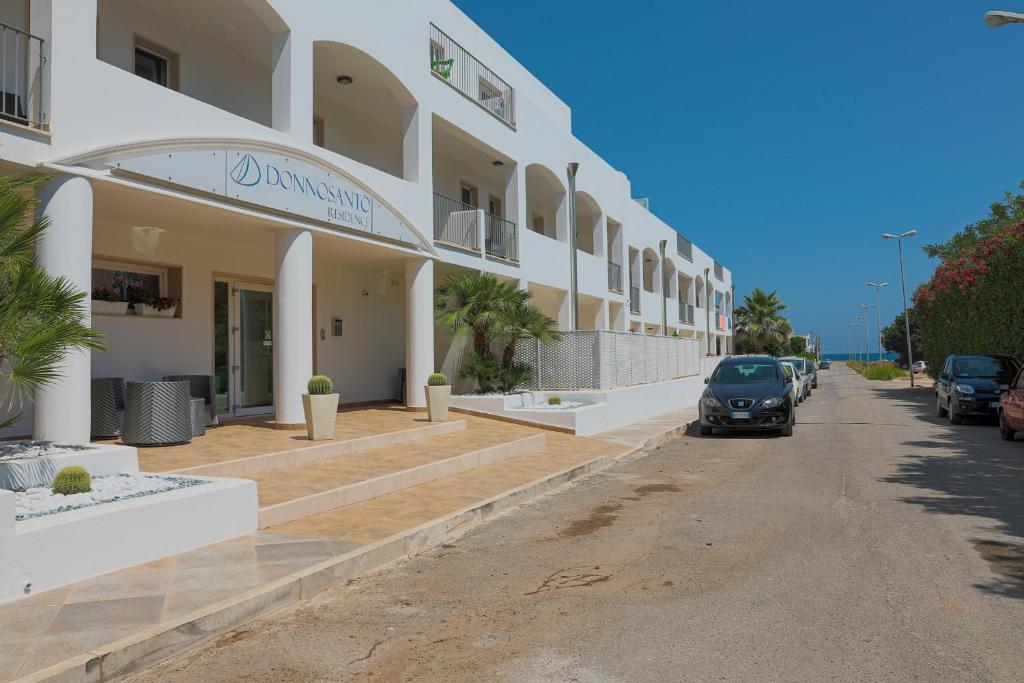 Budova, kde se aparthotel nachází