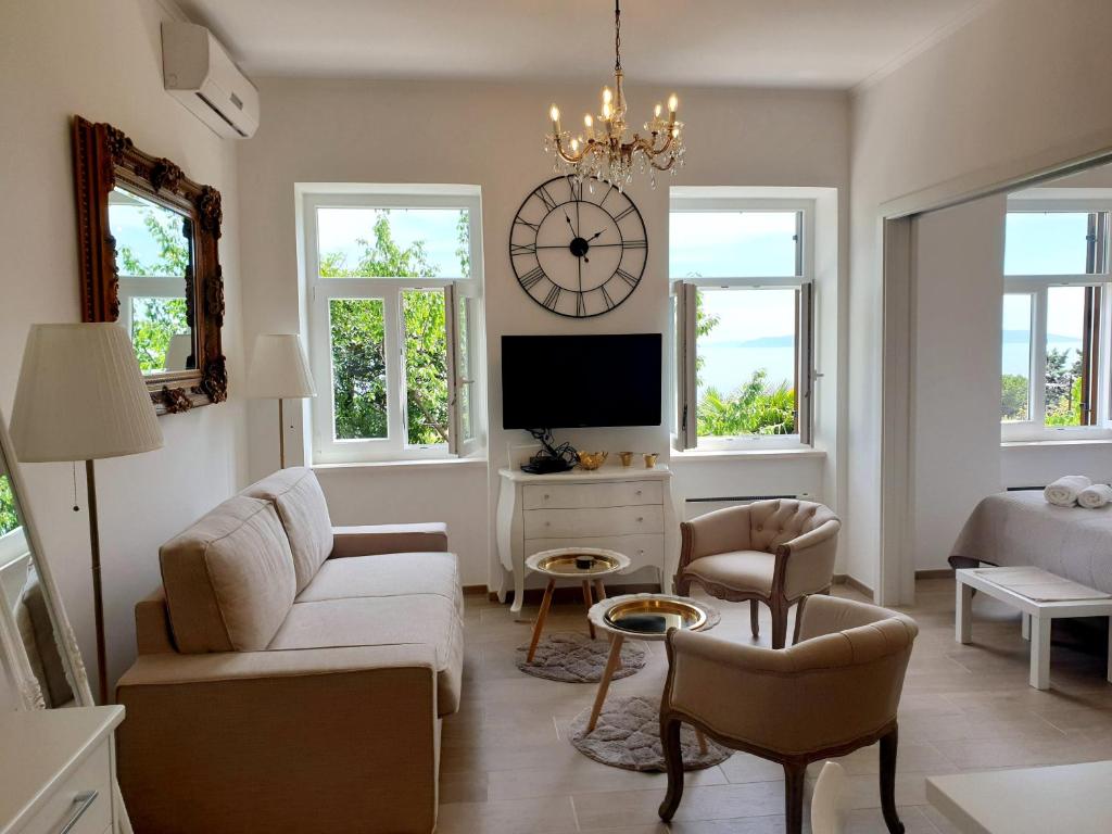 Apartment Alex - Sea View by Irundo
