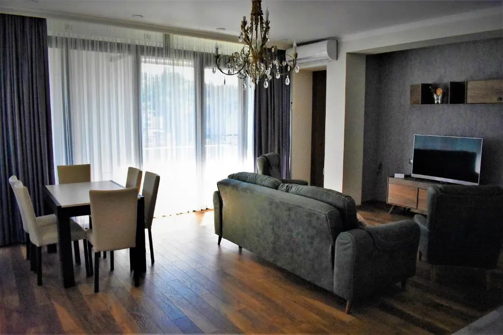 Riverside Apartment in Tbilisi Centre, Tbilisi, Georgia