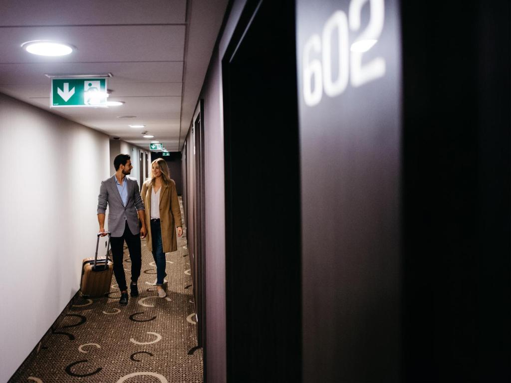 Q Hotel Plus Kraków - Resim 26