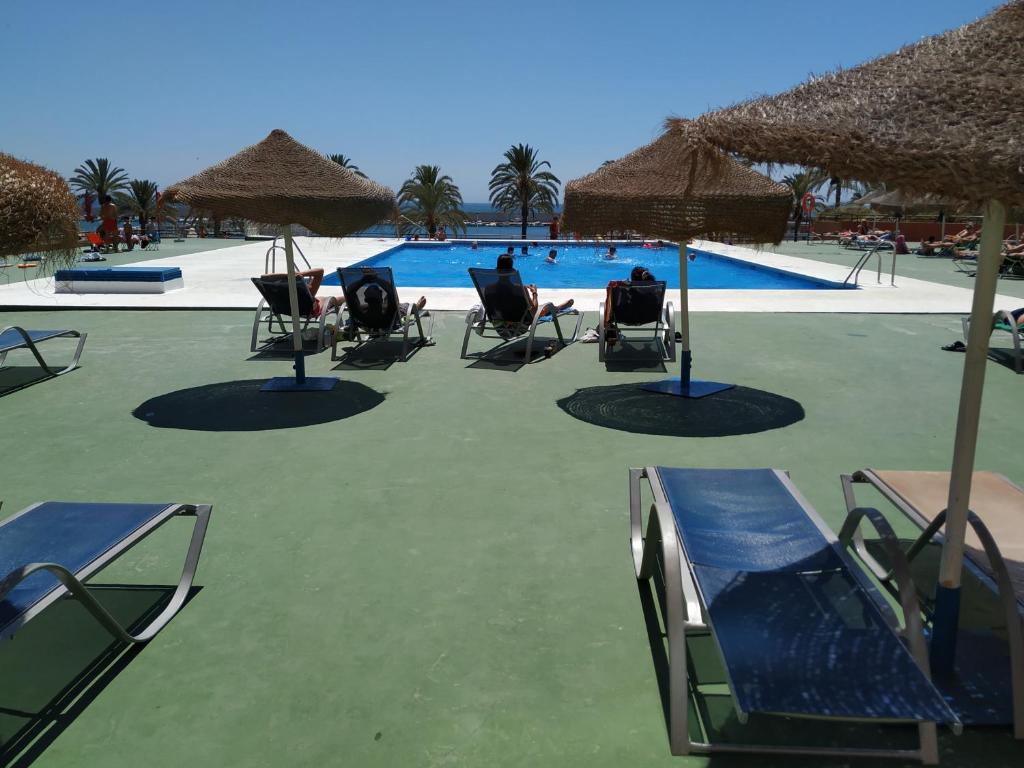 Las Palmeras, 893 - 18