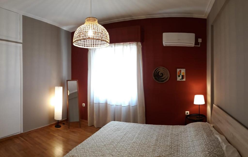 Posteľ alebo postele v izbe v ubytovaní Kanigos 3 BR VIEW Center of Athens