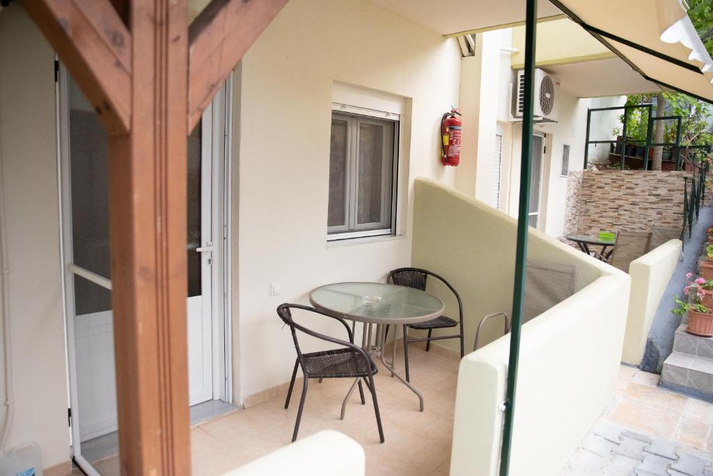 Nikos Apartments - 3