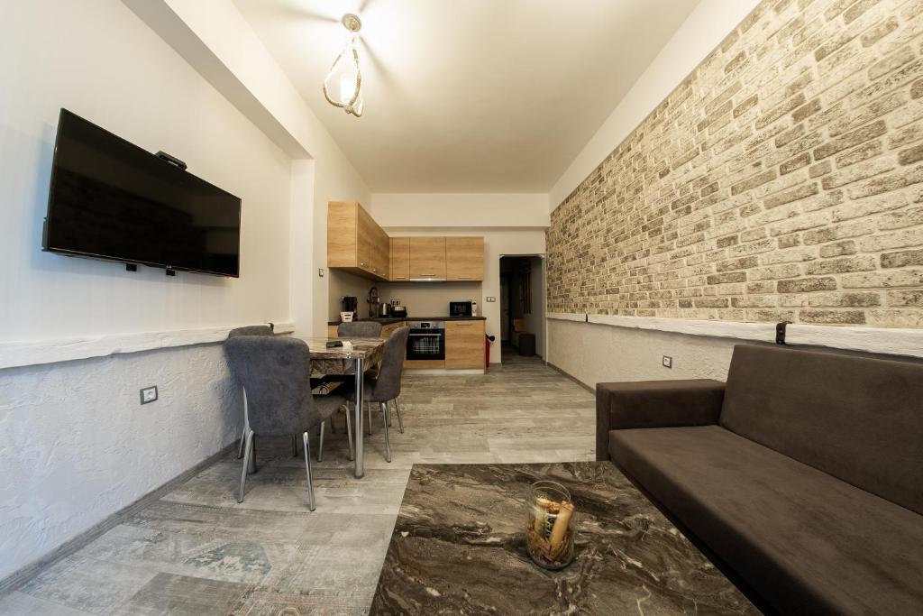Sofia Downtown Life Apartment - One-Bedroom Apartment